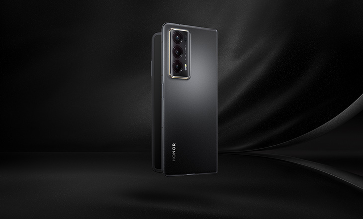 علامة HONOR تكشف عن أحدث هواتفها القابلة للطي HONOR Magic V2